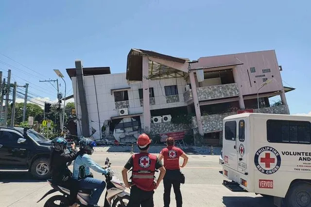 Filipinler’deki 7,8 büyüklüğündeki deprem
