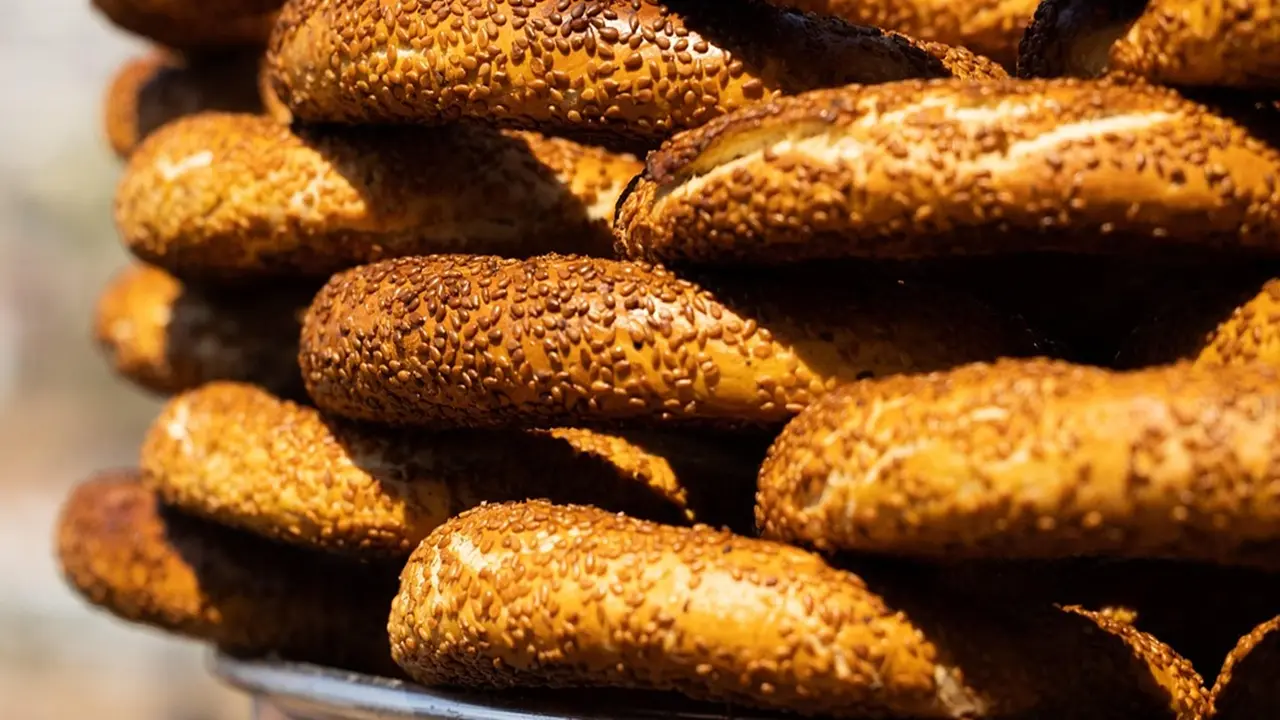 Fırında simit yapmanın yolu: Dışı çıtır, içi yumuşacık olması için bu yöntemi deneyin