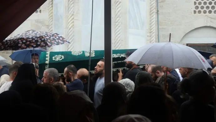 690x390cc-ist-25-07-2026-mehmet-direncan-aykol-cenaze_1