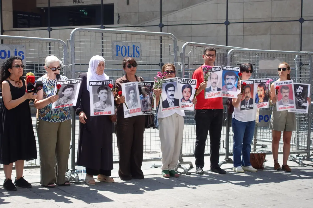 Zübeyde Tepe: Sağ oldukça burada olacağız — Cumartesi Anneleri Ferhat Tepe için buluştu görseli