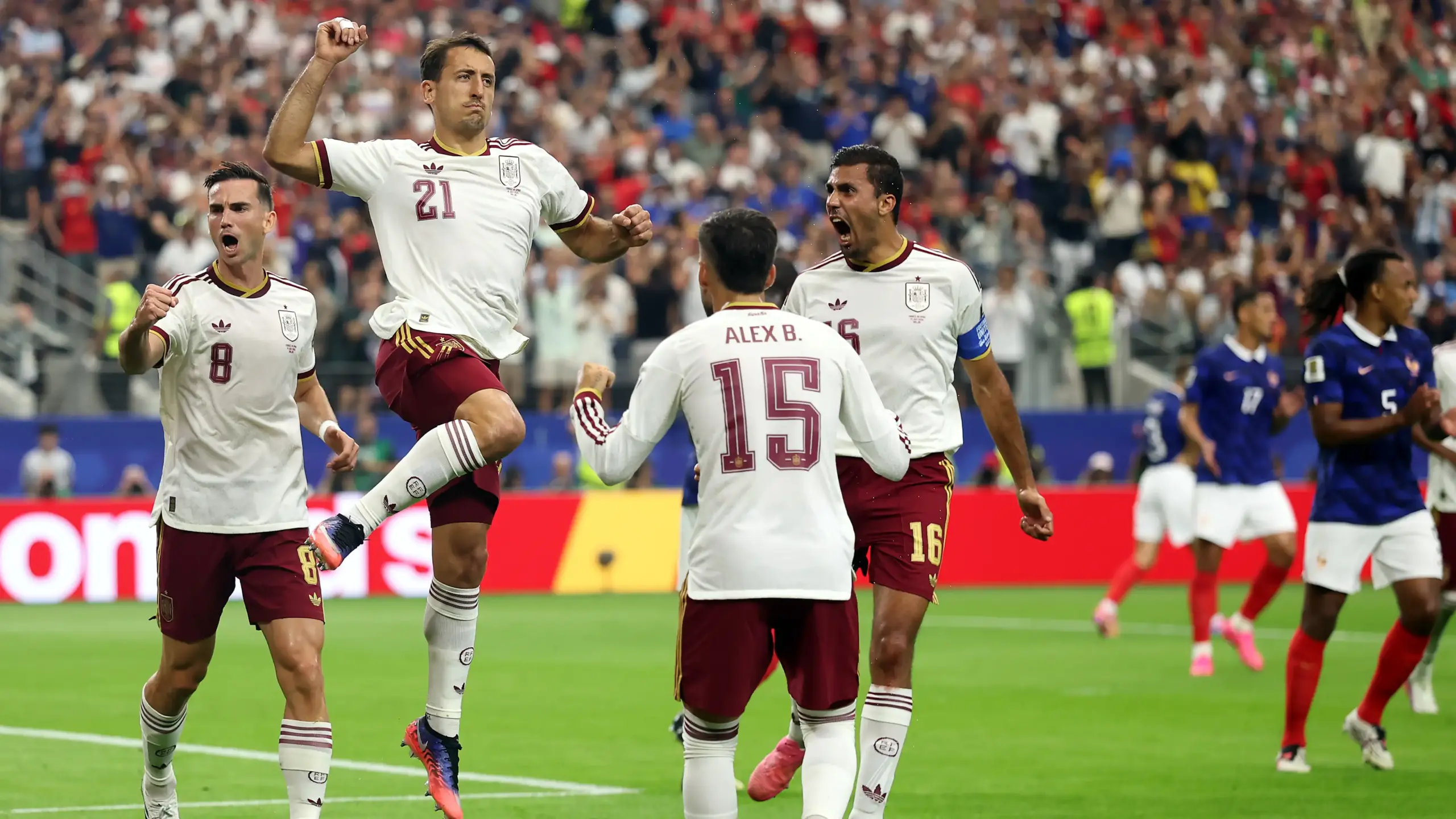 Sırada İngiltere – Arjantin maçı var — Dünya Kupası: İlk finalist İspanya görseli