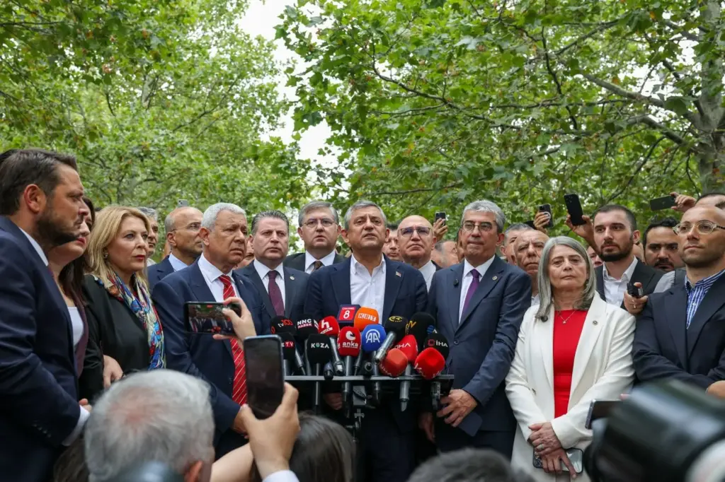 yeni-parti