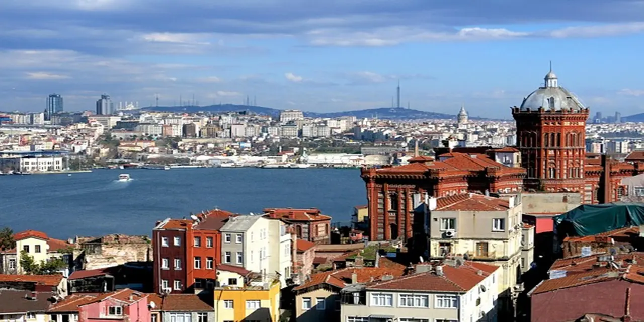 Tarihi sokakları hâlâ ayakta! İstanbul’un eşi benzeri görülmemiş semti