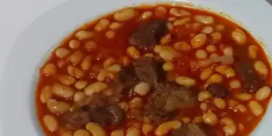 Kuru fasulye pişirirken süt eklenirse ne oluyor! Şeflerin bilinmeyen yöntemi