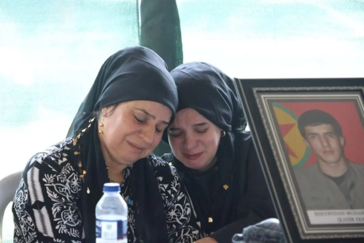 49 gerilla için 3 günlük yas