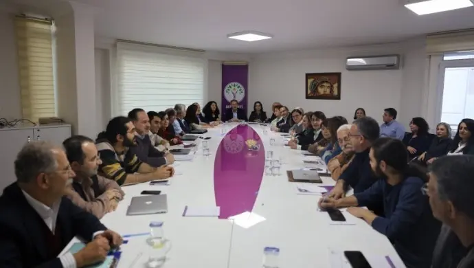 690x390cc-ank-27-08-2026-dem-parti-myk-toplandi