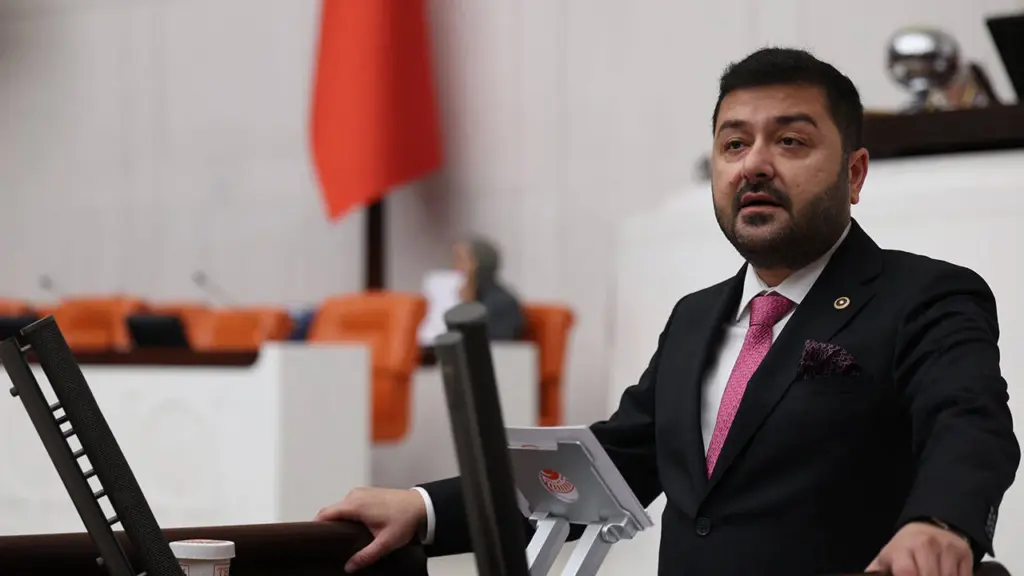 Soruşturma başlatıldı — CHP’li vekil hakkında cinsel taciz iddiası: Darp edildi görseli