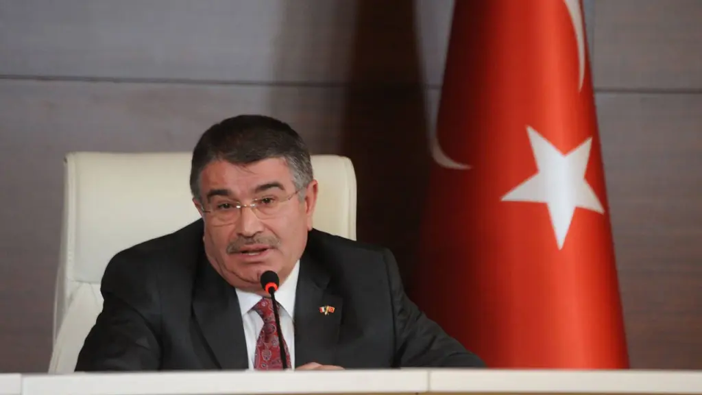 idris-naim-sahin