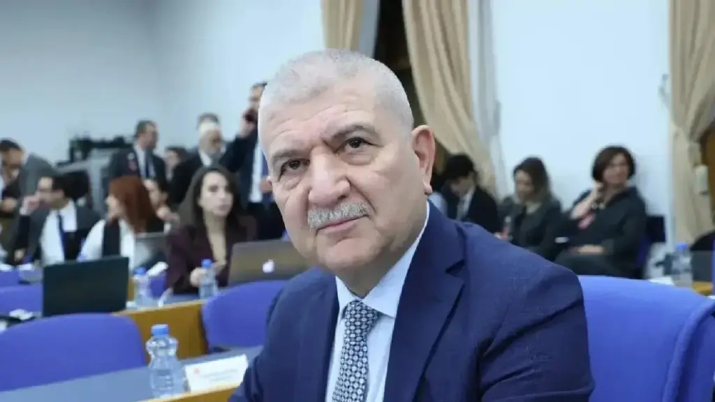 Yeniden Refah’tan takviye — Milletvekili Kani Torun Yeni Yol’dan istifa etti görseli