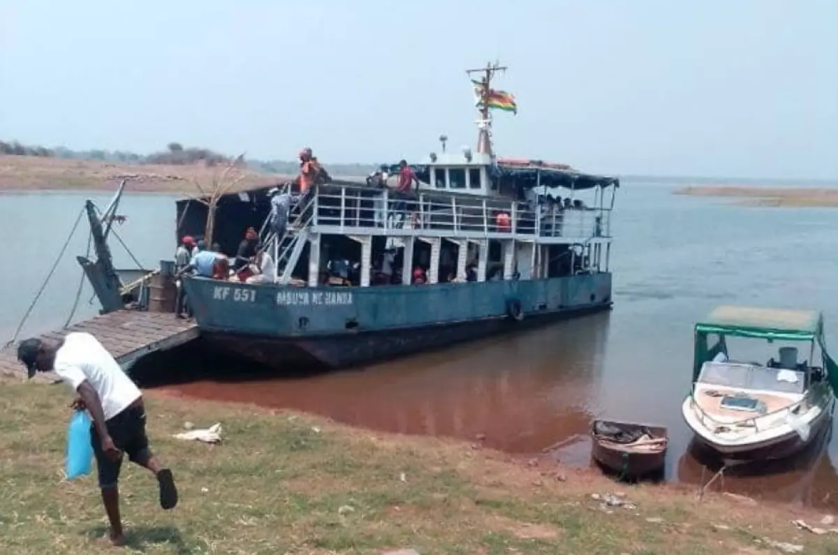 Zimbabwe’de feribot faciası