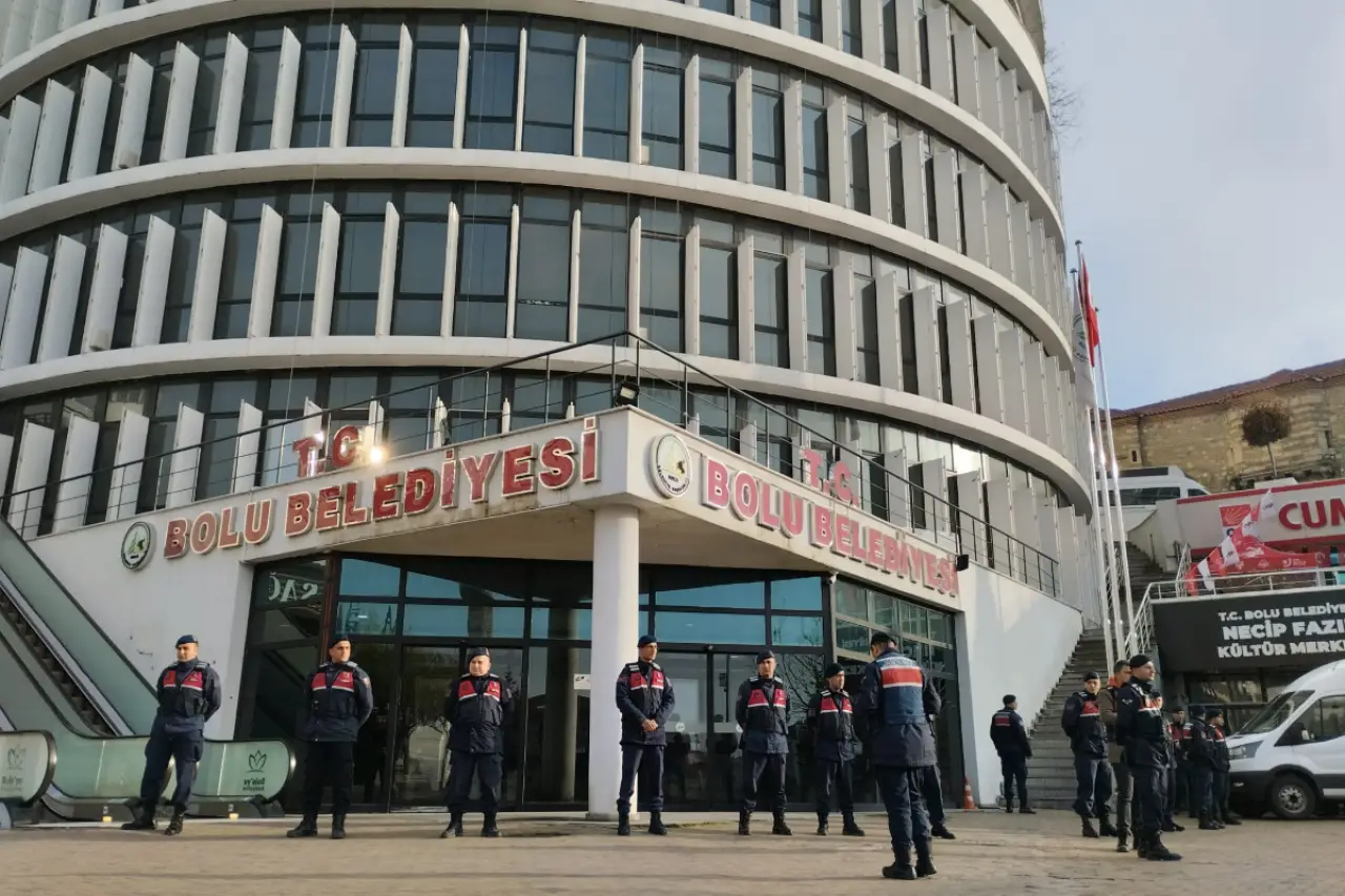 Tanju Özcan ve 22 kişiye gözaltı kararı