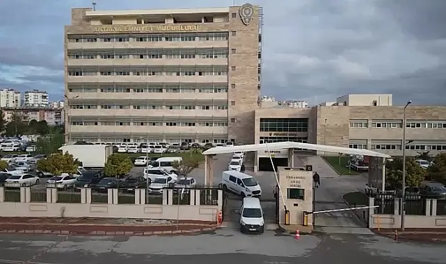 Uyuşturucu tacirlerinden rüşvet aldılar iddiası 