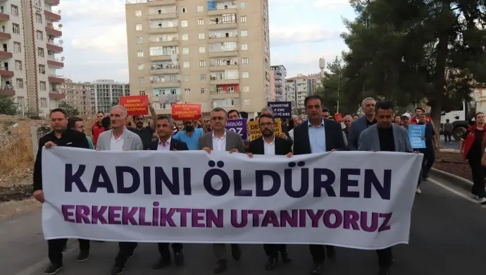 Diyarbakır’da erkekler yürüdü: