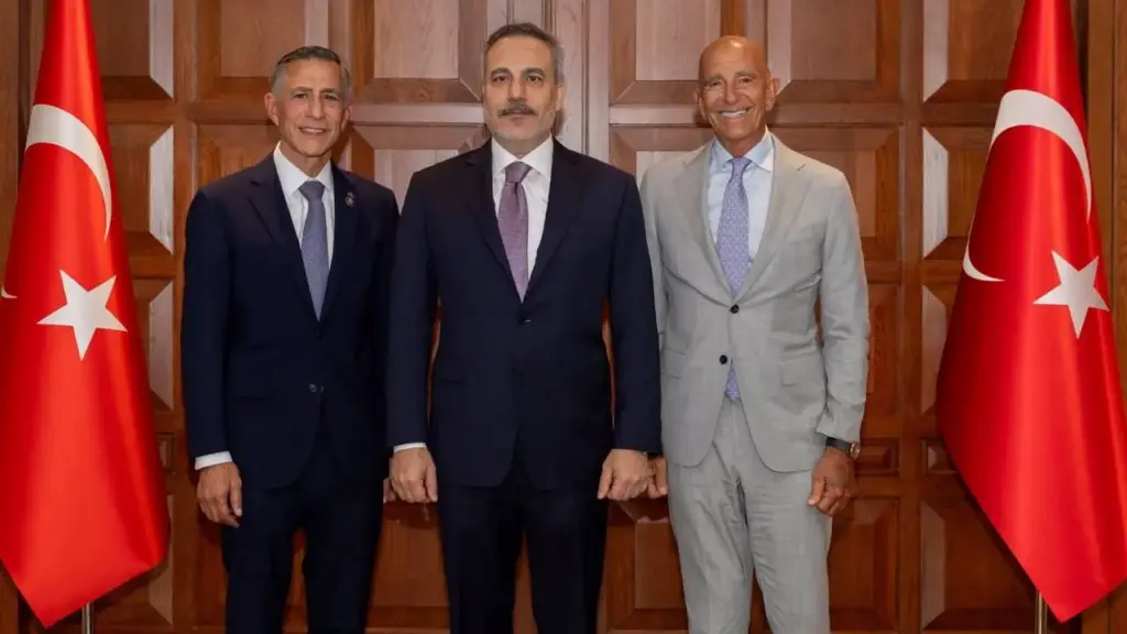 hakan-fidan-tom-barrack-ile-gorustu