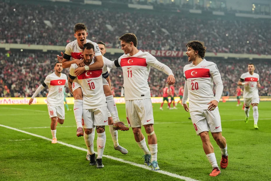 4 futbolcu ilk kez çağrıldı