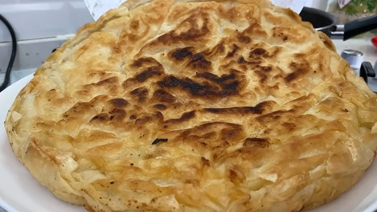 Tavada börek yapmanın en pratik yolu: Fırına gerek kalmıyor