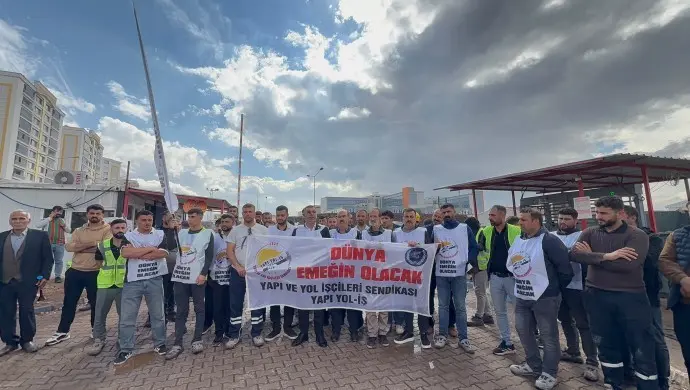Şehir hastanesi inşaatında işten çıkarıldılar