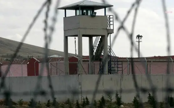 ‘Son üç ayda 90 siyasi mahpusun tahliyesi uzatıldı’