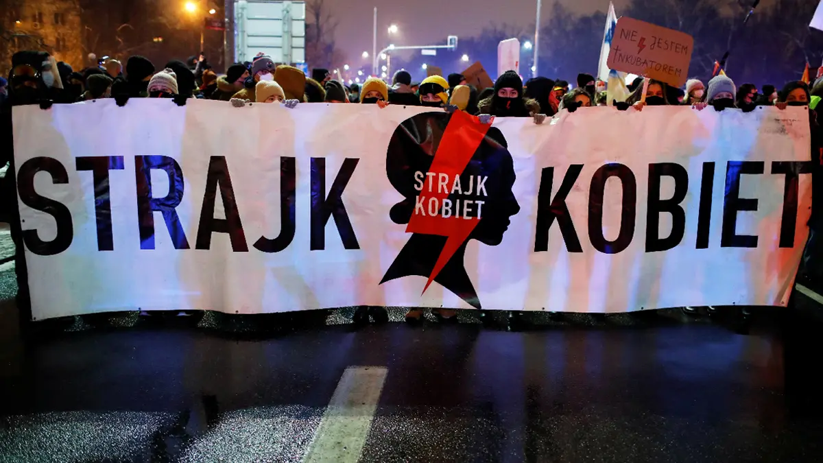 Polonya kürtaj yasasında esnedi
